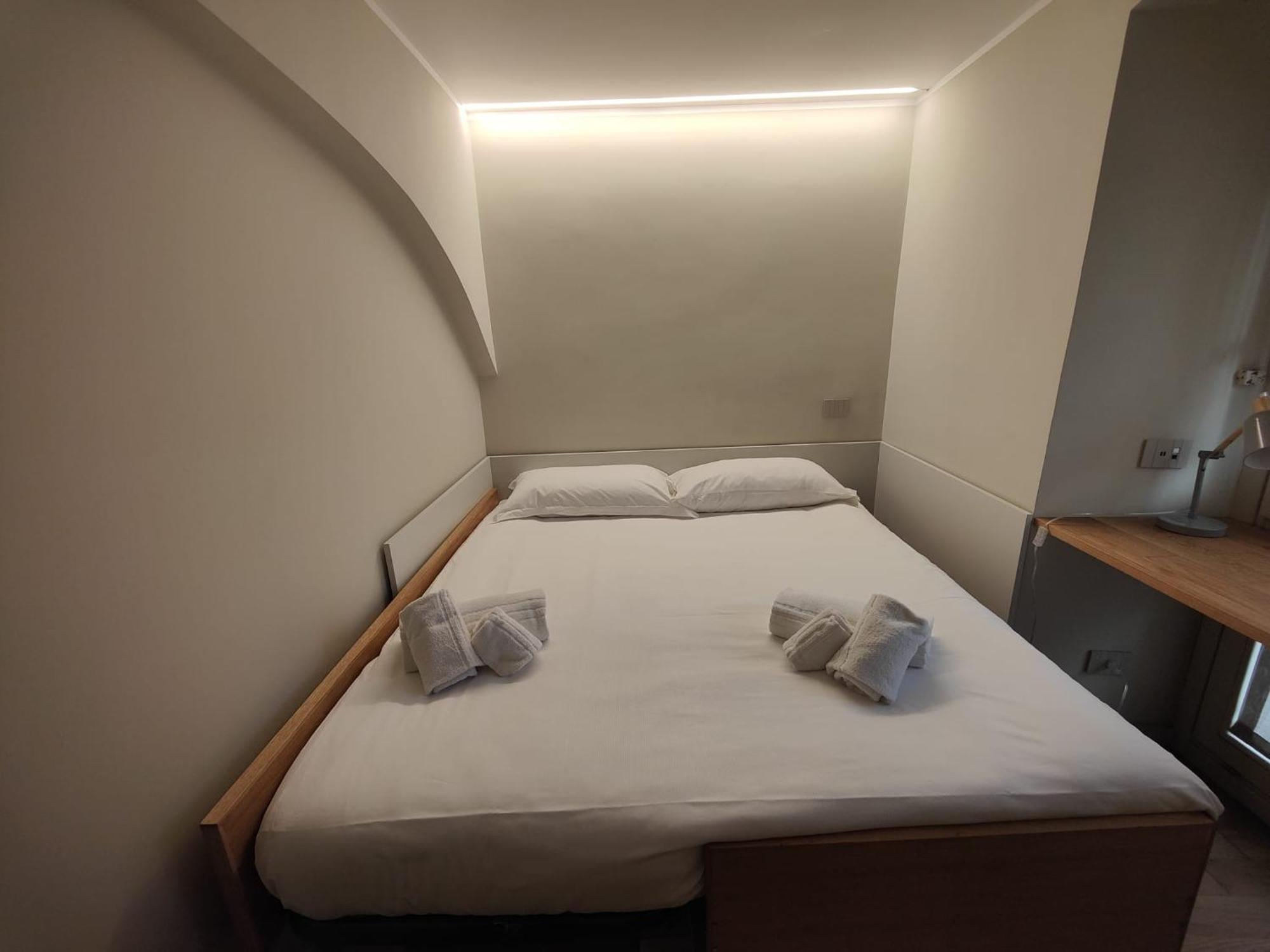 Crociferi Luxury Apartment Катанія Екстер'єр фото