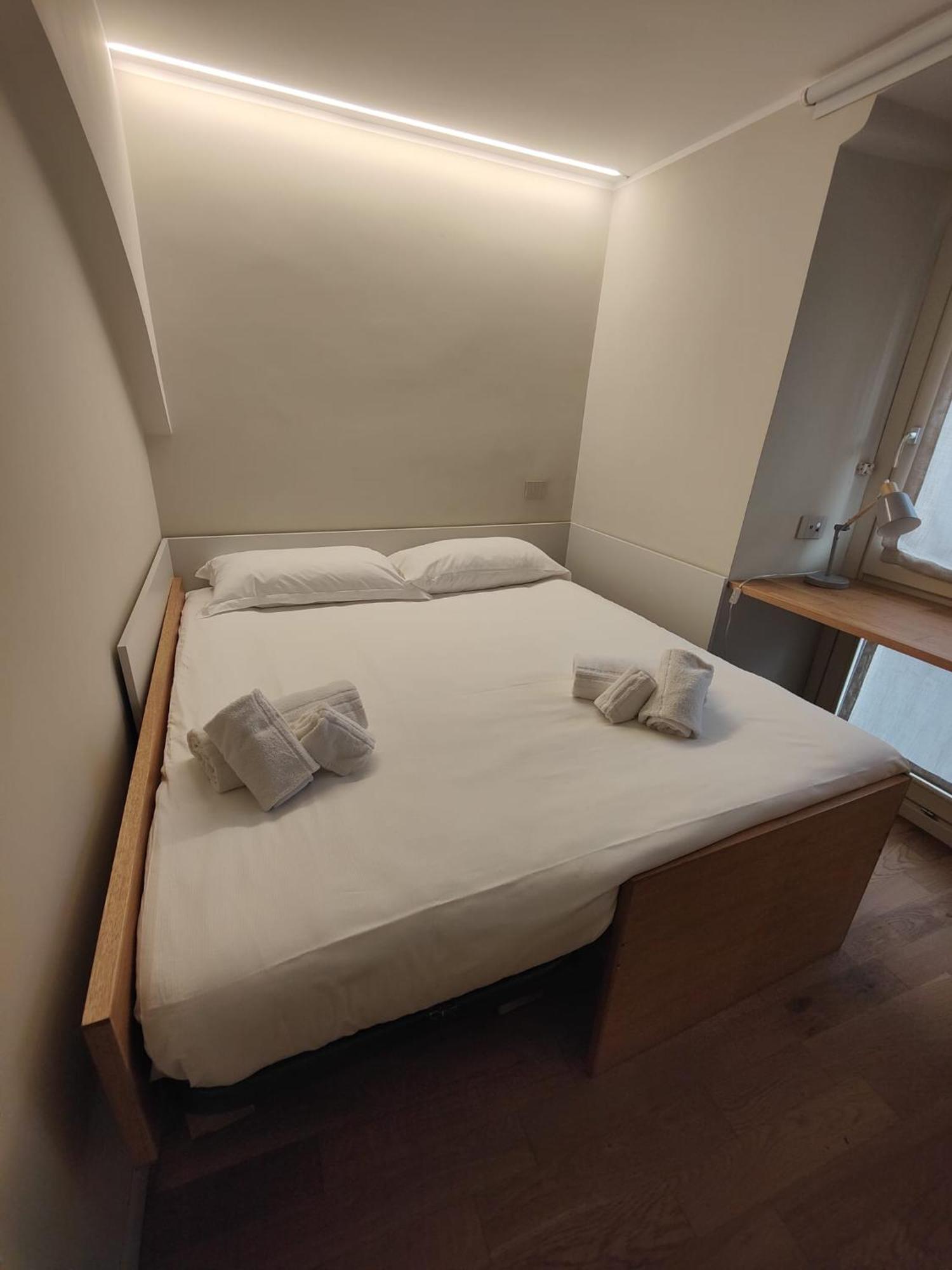 Crociferi Luxury Apartment Катанія Екстер'єр фото